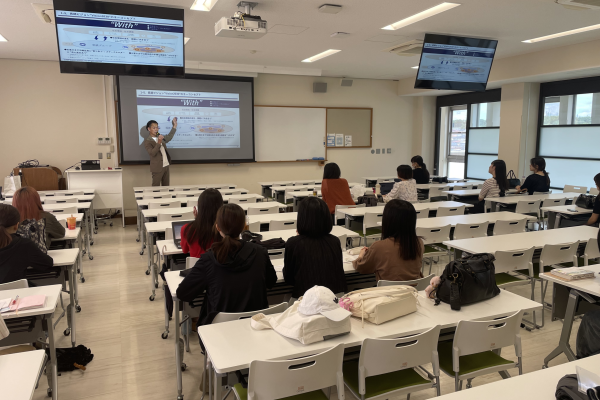 「フェリス女学院大学にて出張授業」 2025年6月4日（水）
